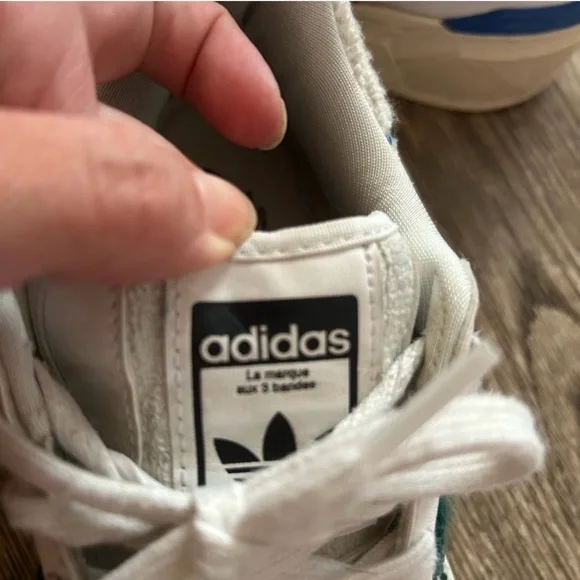 Adidas White Sneakers with Green Stripes - Picture 3 of 7